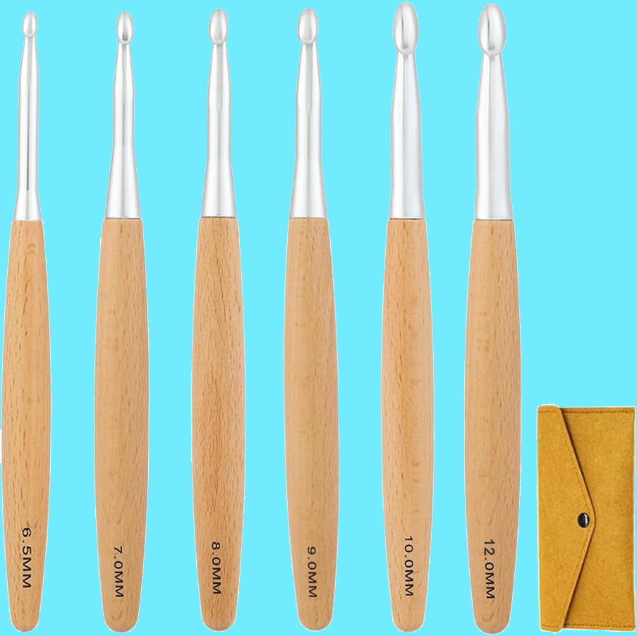 Yarniss Beech Wood Crochet Hooks – 3-6 mm Ergonomic Set + Case
