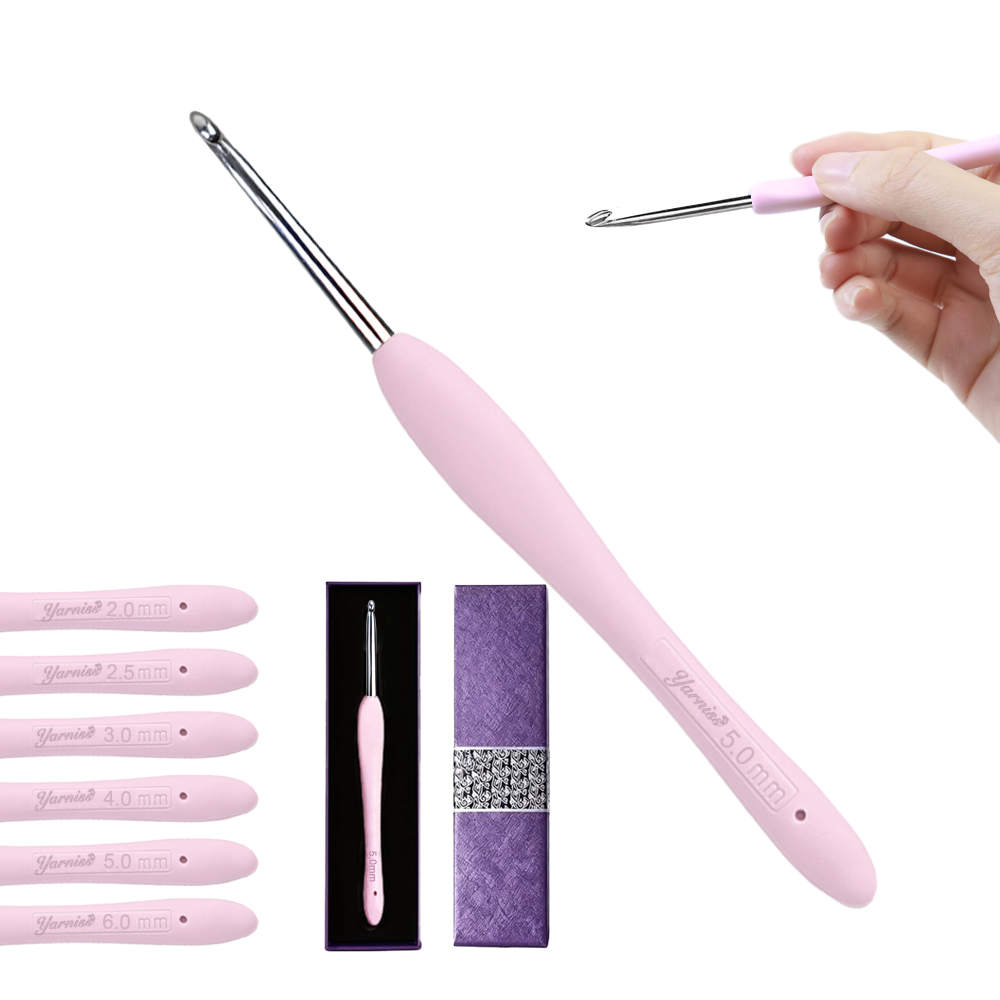 Yarniss 5.0mm Ergonomic Crochet Hook, Hand-Polished Soft-Grip Hook, Ideal for Beginners and Experienced Enthusiasts